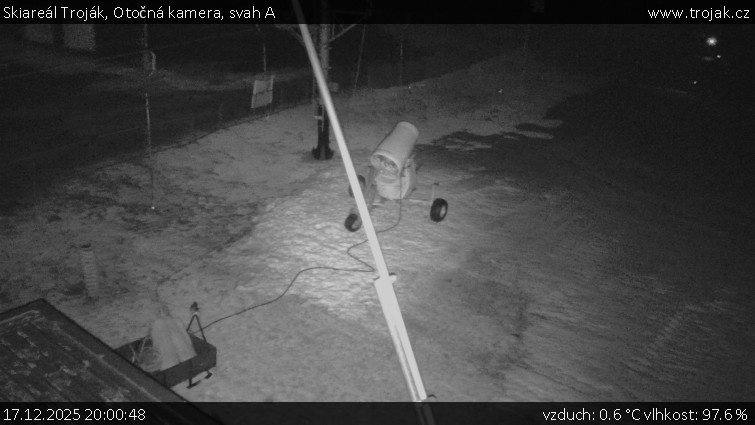 Skiareál Troják - Otočná kamera, svah A - 17.12.2025 v 20:00