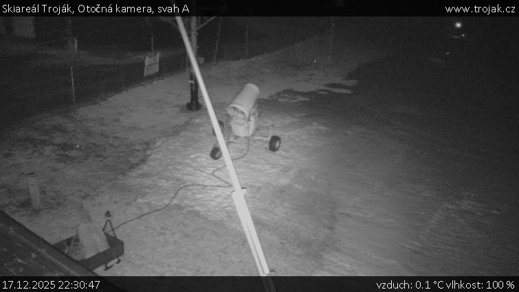Skiareál Troják - Otočná kamera, svah A - 17.12.2025 v 22:30