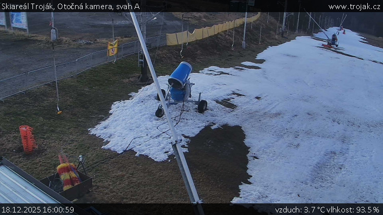 Skiareál Troják - Otočná kamera, svah A - 18.12.2025 v 16:00