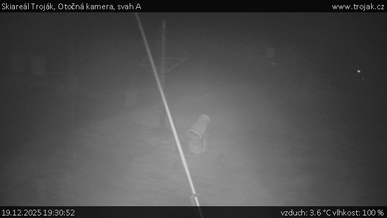 Skiareál Troják - Otočná kamera, svah A - 19.12.2025 v 19:30