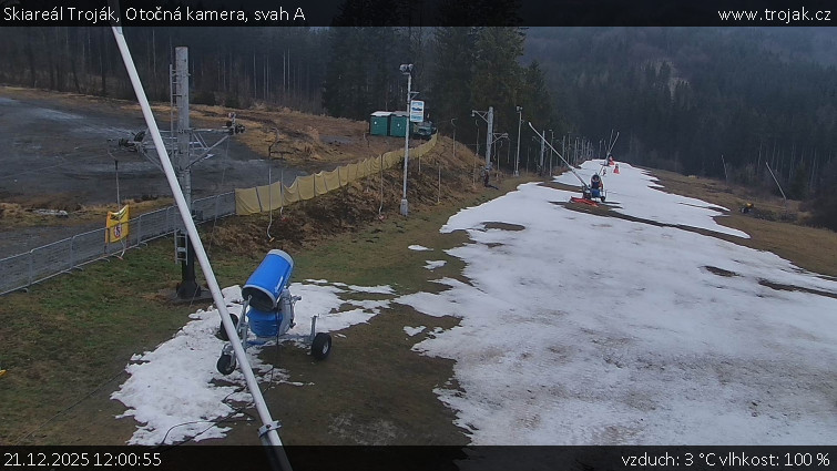 Skiareál Troják - Otočná kamera, svah A - 21.12.2025 v 12:00