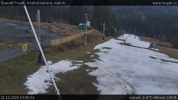 Skiareál Troják - Otočná kamera, svah A - 21.12.2025 v 13:00