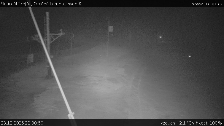 Skiareál Troják - Otočná kamera, svah A - 23.12.2025 v 22:00
