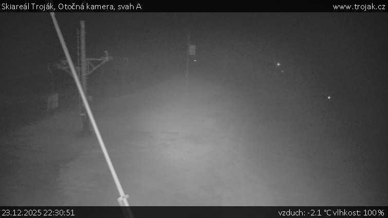 Skiareál Troják - Otočná kamera, svah A - 23.12.2025 v 22:30