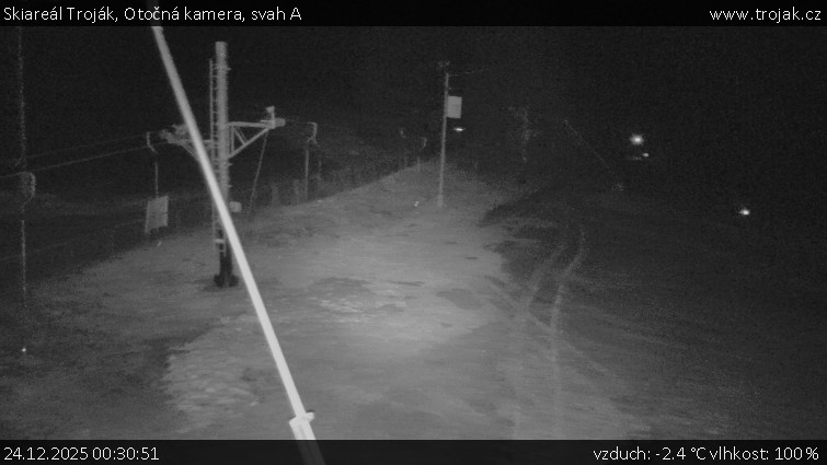 Skiareál Troják - Otočná kamera, svah A - 24.12.2025 v 00:30