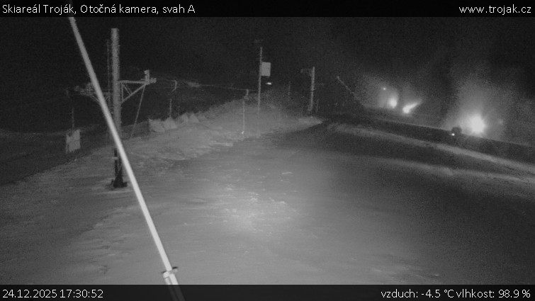 Skiareál Troják - Otočná kamera, svah A - 24.12.2025 v 17:30