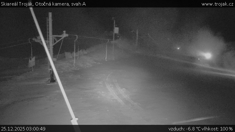 Skiareál Troják - Otočná kamera, svah A - 25.12.2025 v 03:00