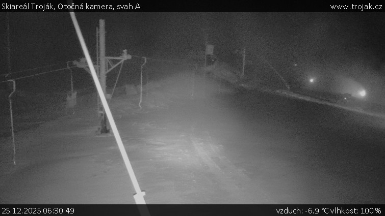 Skiareál Troják - Otočná kamera, svah A - 25.12.2025 v 06:30