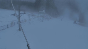 Skiareál Troják - Otočná kamera, svah A - 25.12.2025 v 15:00