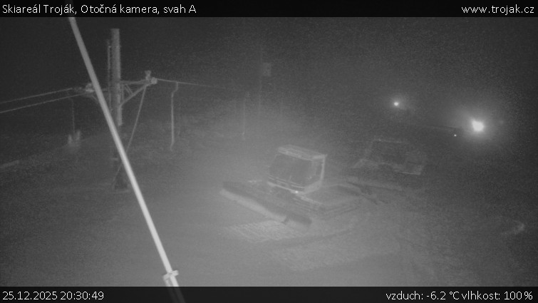 Skiareál Troják - Otočná kamera, svah A - 25.12.2025 v 20:30