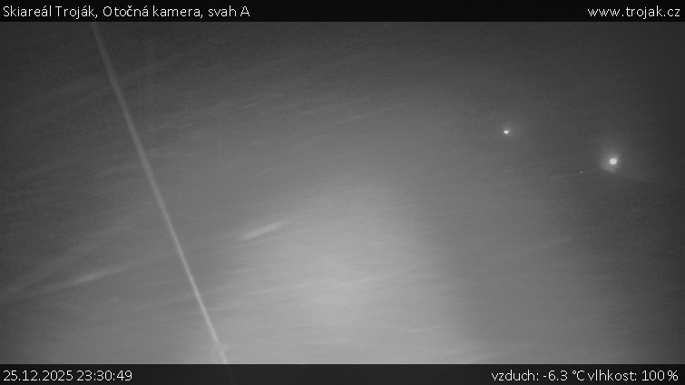 Skiareál Troják - Otočná kamera, svah A - 25.12.2025 v 23:30