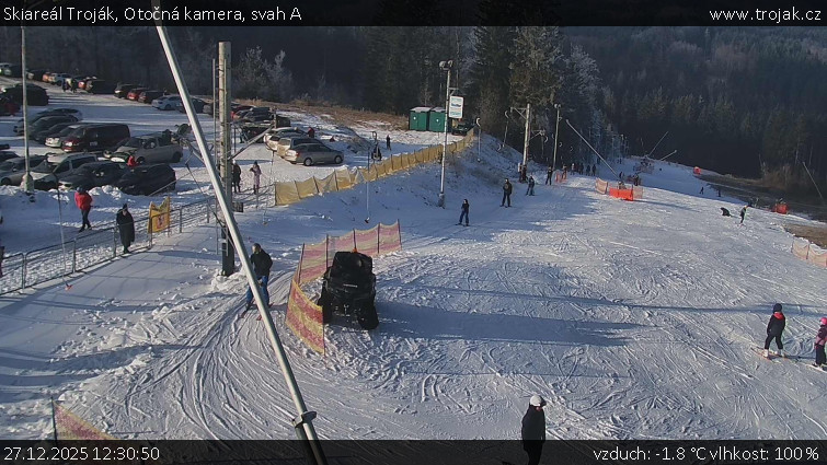 Skiareál Troják - Otočná kamera, svah A - 27.12.2025 v 12:30