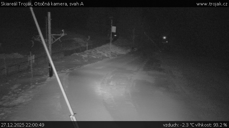Skiareál Troják - Otočná kamera, svah A - 27.12.2025 v 22:00