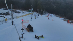 Skiareál Troják - Otočná kamera, svah A - 28.12.2025 v 15:30