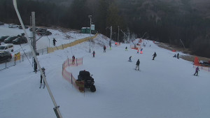 Skiareál Troják - Otočná kamera, svah A - 28.12.2025 v 16:00