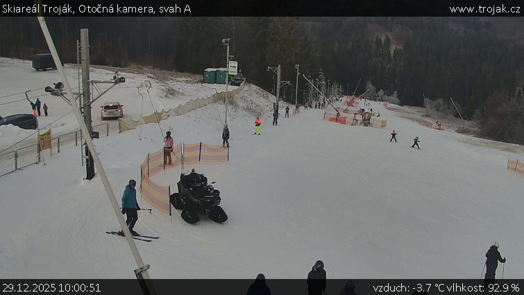 Skiareál Troják - Otočná kamera, svah A - 29.12.2025 v 10:00