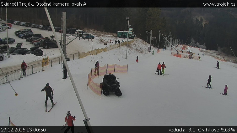 Skiareál Troják - Otočná kamera, svah A - 29.12.2025 v 13:00