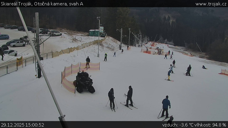 Skiareál Troják - Otočná kamera, svah A - 29.12.2025 v 15:00