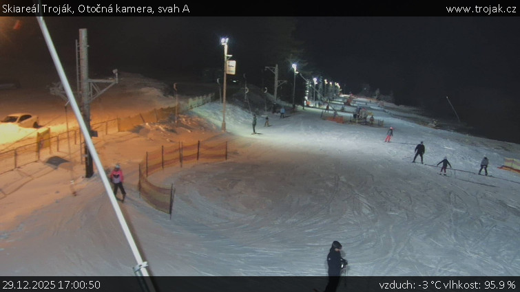 Skiareál Troják - Otočná kamera, svah A - 29.12.2025 v 17:00