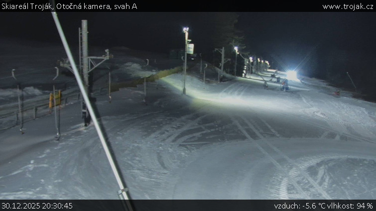 Skiareál Troják - Otočná kamera, svah A - 30.12.2025 v 20:30