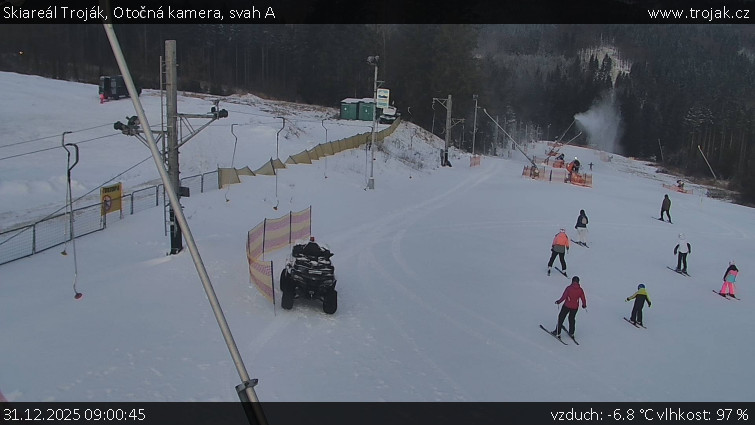 Skiareál Troják - Otočná kamera, svah A - 31.12.2025 v 09:00