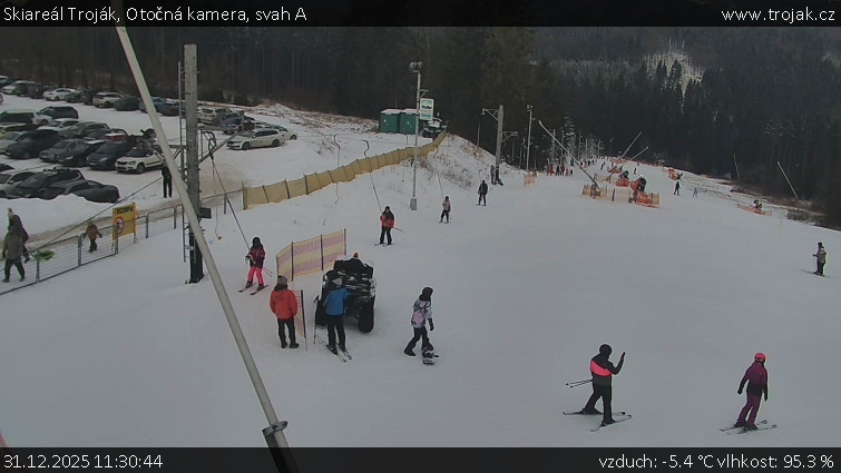 Skiareál Troják - Otočná kamera, svah A - 31.12.2025 v 11:30