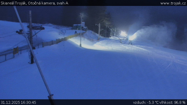 Skiareál Troják - Otočná kamera, svah A - 31.12.2025 v 16:30