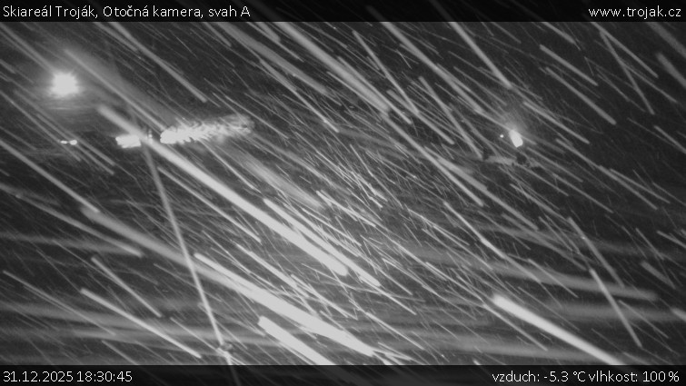 Skiareál Troják - Otočná kamera, svah A - 31.12.2025 v 18:30