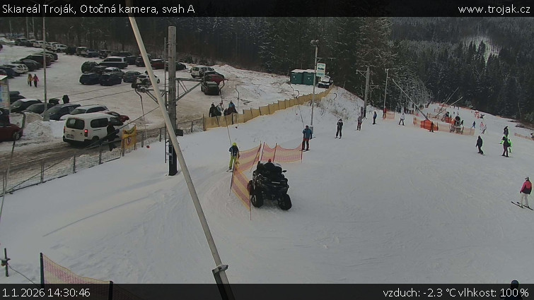 Skiareál Troják - Otočná kamera, svah A - 1.1.2026 v 14:30