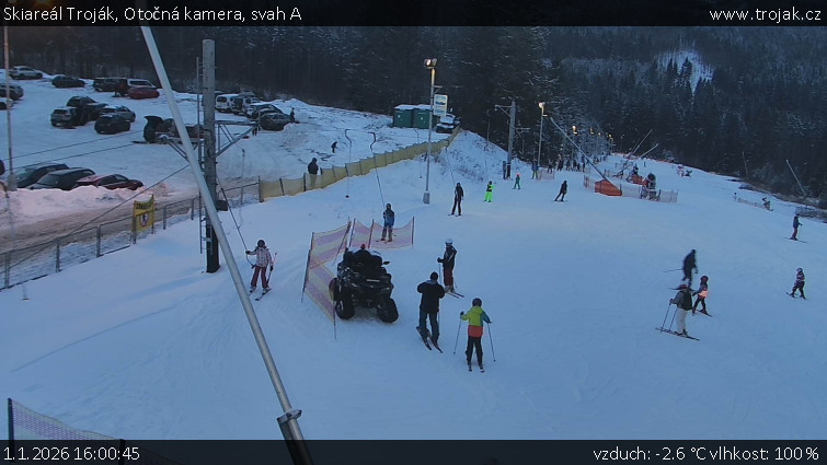 Skiareál Troják - Otočná kamera, svah A - 1.1.2026 v 16:00