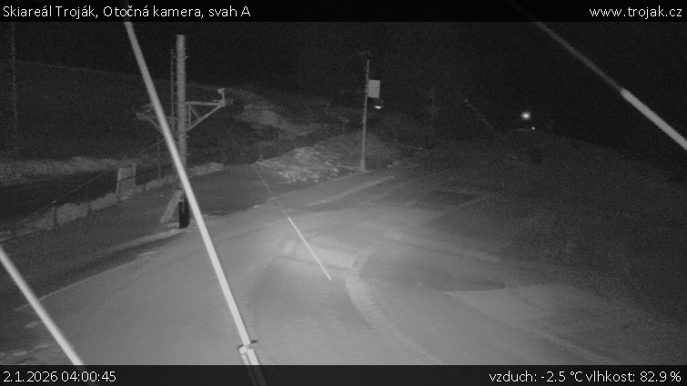 Skiareál Troják - Otočná kamera, svah A - 2.1.2026 v 04:00