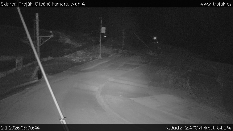 Skiareál Troják - Otočná kamera, svah A - 2.1.2026 v 06:00