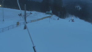 Skiareál Troják - Otočná kamera, svah A - 7.1.2026 v 07:30
