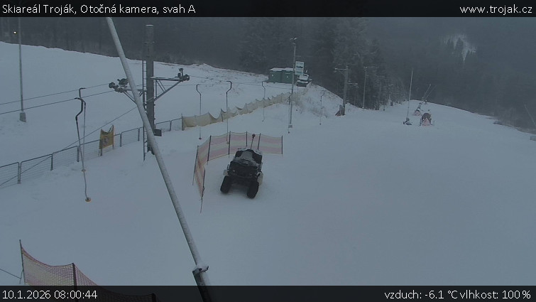 Skiareál Troják - Otočná kamera, svah A - 10.1.2026 v 08:00