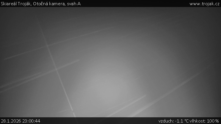Skiareál Troják - Otočná kamera, svah A - 28.1.2026 v 23:00