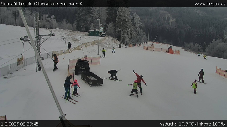 Skiareál Troják - Otočná kamera, svah A - 1.2.2026 v 09:30