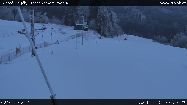 Skiareál Troják - Otočná kamera, svah A - 3.2.2026 v 07:00
