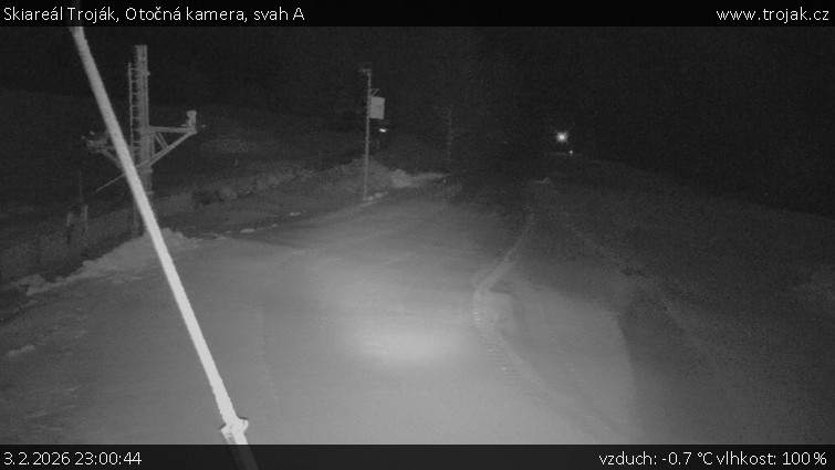 Skiareál Troják - Otočná kamera, svah A - 3.2.2026 v 23:00