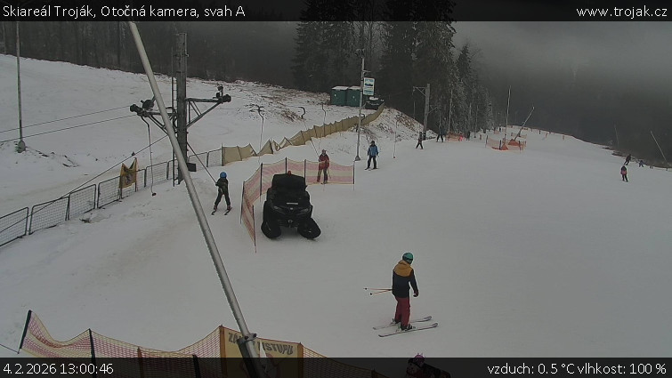 Skiareál Troják - Otočná kamera, svah A - 4.2.2026 v 13:00