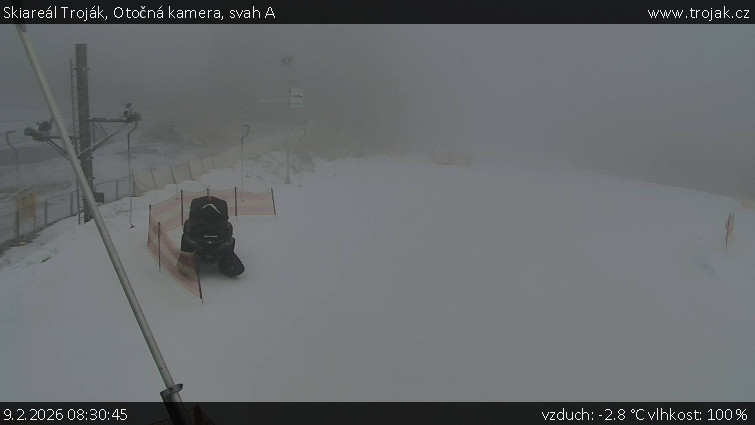 Skiareál Troják - Otočná kamera, svah A - 9.2.2026 v 08:30