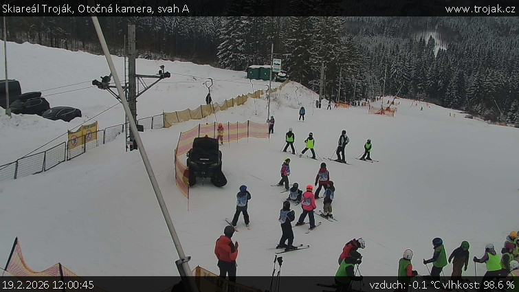 Skiareál Troják - Otočná kamera, svah A - 19.2.2026 v 12:00