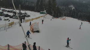 Skiareál Troják - Otočná kamera, svah A - 21.2.2026 v 12:30 Skiareál Troják - Otočná kamera, svah A - 21.2.2026 v 12:30