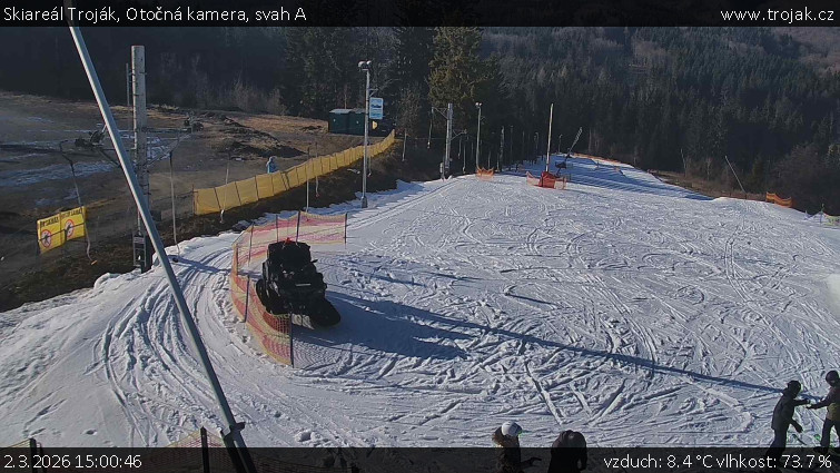 Skiareál Troják - Otočná kamera, svah A - 2.3.2026 v 15:00