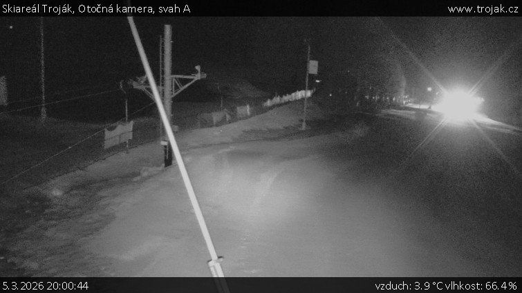 Skiareál Troják - Otočná kamera, svah A - 5.3.2026 v 20:00