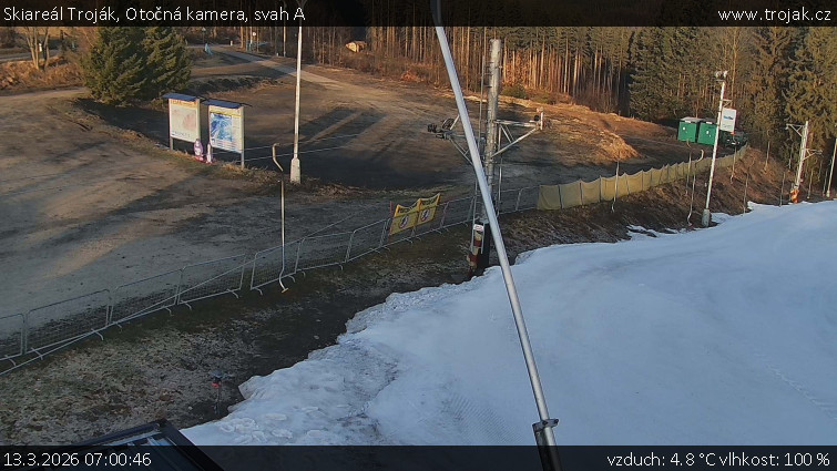 Skiareál Troják - Otočná kamera, svah A - 13.3.2026 v 07:00