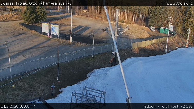 Skiareál Troják - Otočná kamera, svah A - 14.3.2026 v 07:00