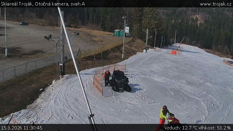 Skiareál Troják - Otočná kamera, svah A - 15.3.2026 v 11:30