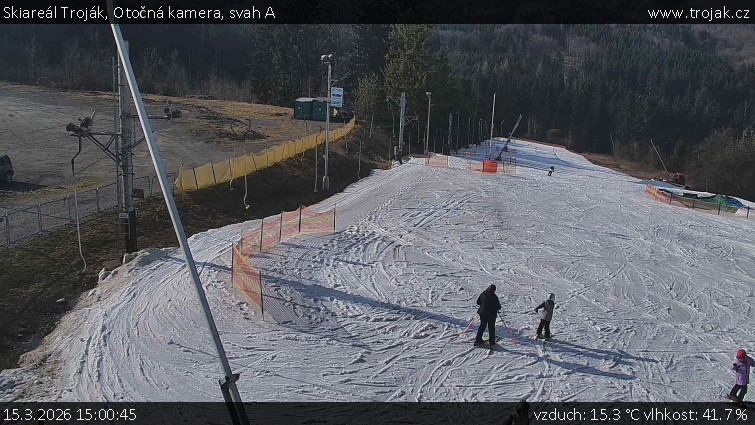 Skiareál Troják - Otočná kamera, svah A - 15.3.2026 v 15:00