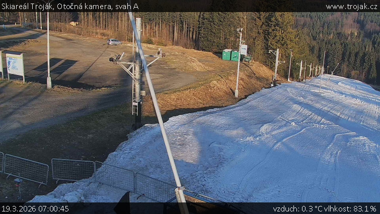 Skiareál Troják - Otočná kamera, svah A - 19.3.2026 v 07:00