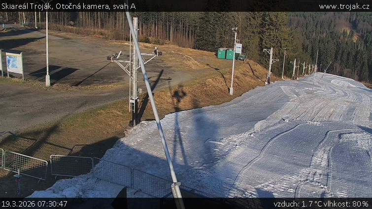 Skiareál Troják - Otočná kamera, svah A - 19.3.2026 v 07:30